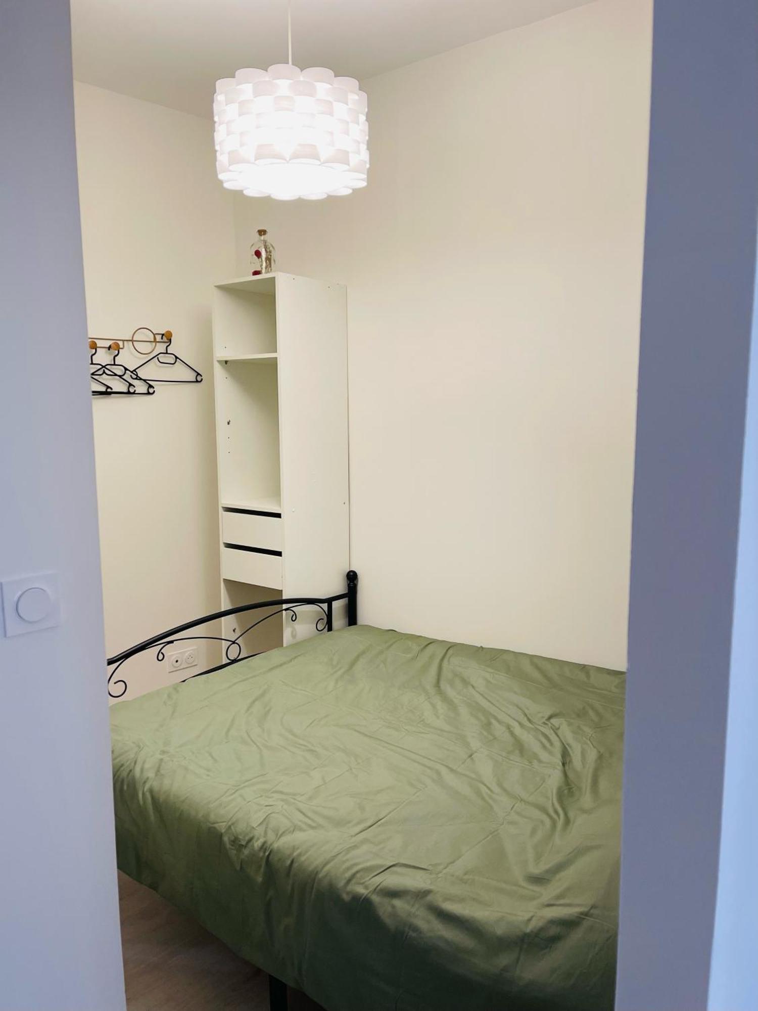 Le Caubous Plein Centre Appartement Calme Avec Chambre Et Cuisine Equipee Bagneres-de-Bigorre Bagian luar foto